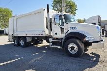 2009 MACK GU813 Garbage Truck