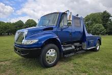 2005 INTERNATIONAL 4400 Set Back Axle Toter Truck