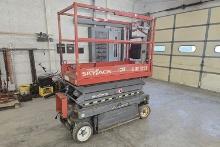 2014 SKYJACK SJIII 3219 Electric Scissor Lift