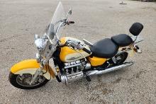 1998 HONDA Valkyrie GL Motorcycle