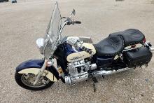 1998 HONDA Valkyrie GL Motorcycle