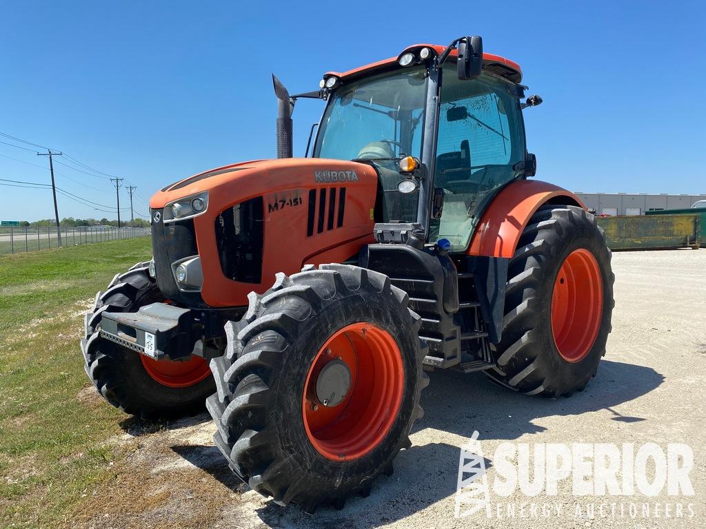 (13-5) 2017 KUBOTA M7-151 Tractor w/ Climate Contr