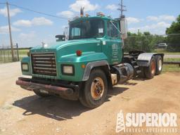 (x) (2-28) 2001 MACK RD690 T/A Winch Truck, VIN-1M