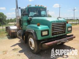 (x) (2-28) 2001 MACK RD690 T/A Winch Truck, VIN-1M