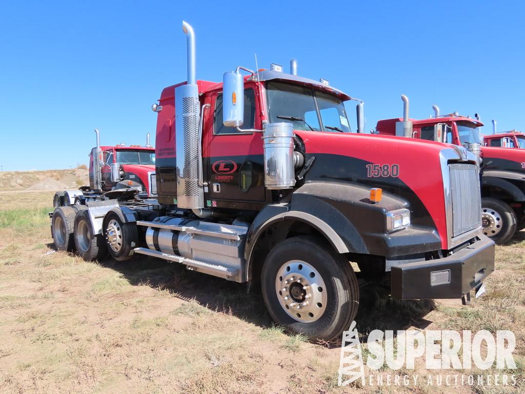 (x) (19-3) 2014 WESTERN STAR 4900 T/A w/Pusher Axl