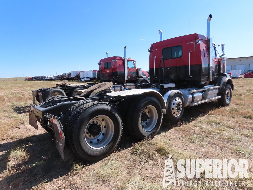 (x) (19-15) 2011 WESTERN STAR 4900 T/A w/Pusher Ax