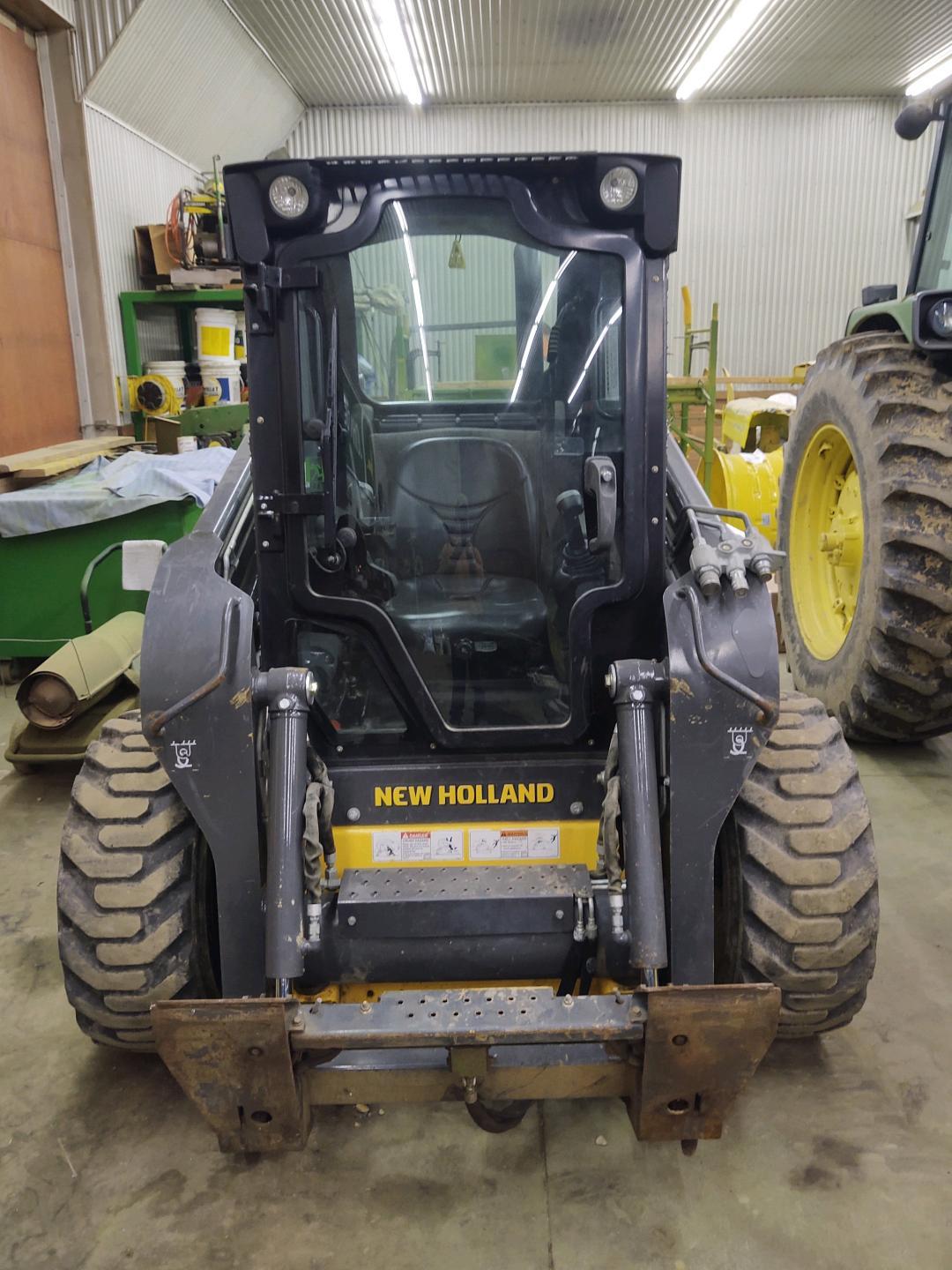 New Holland L218 Skid Loader