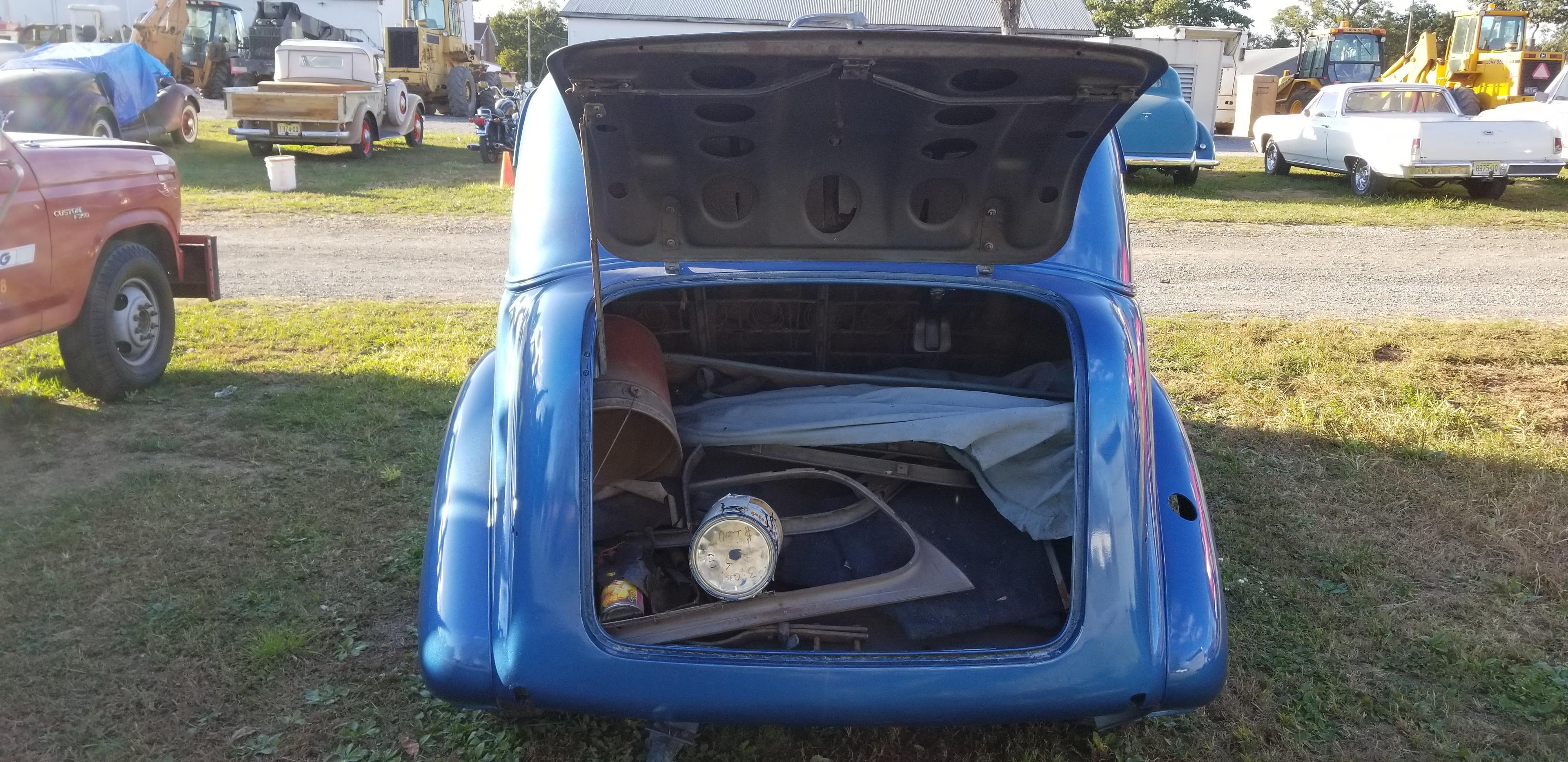 1938 Chevy Sedan W/Title