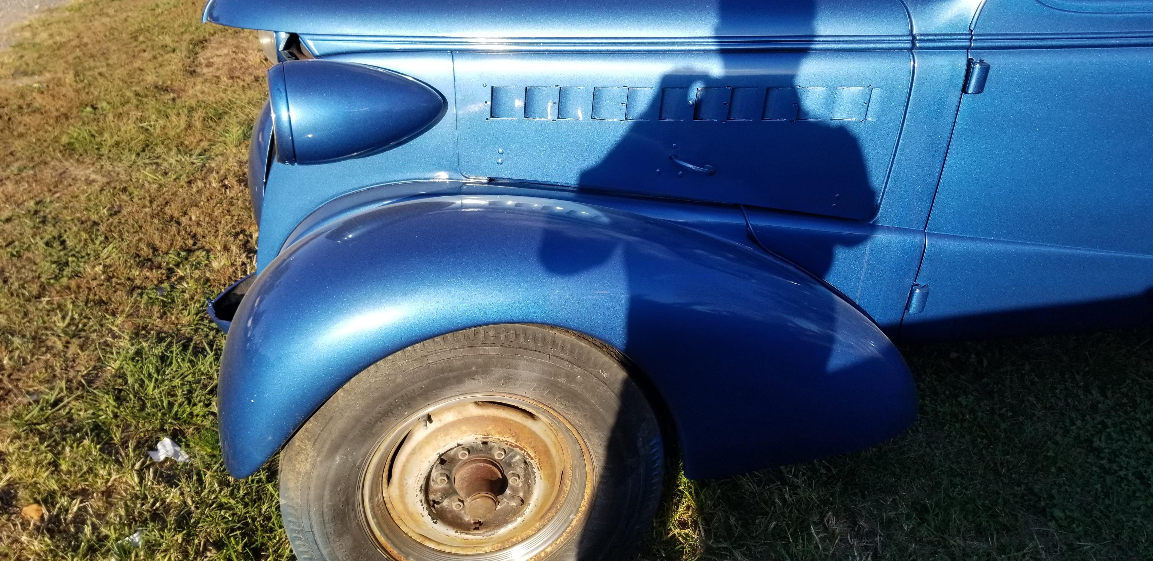 1938 Chevy Sedan W/Title