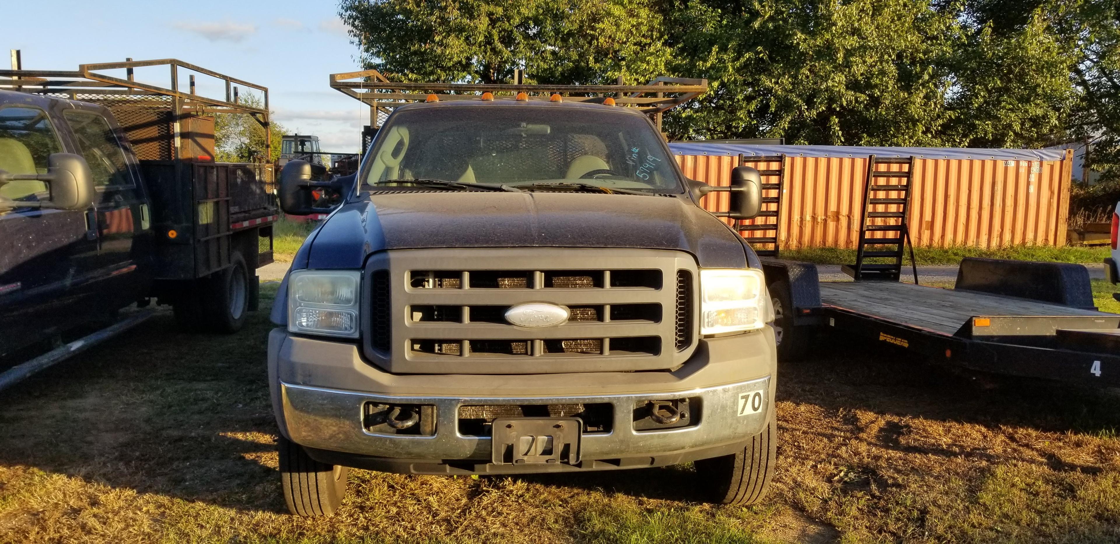 2005 Ford F450 Work Truck W/Title