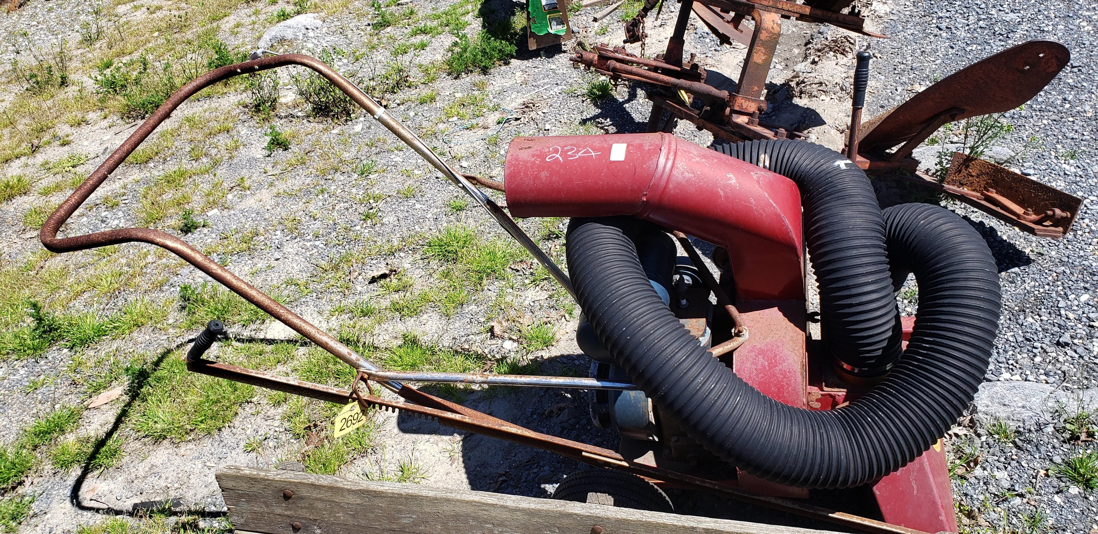 Giant Vac