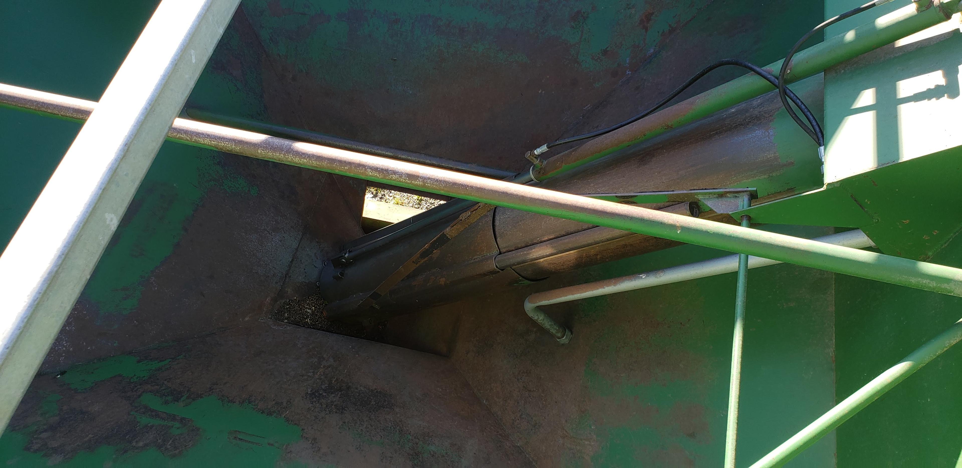 A&L 450SA Grain Cart