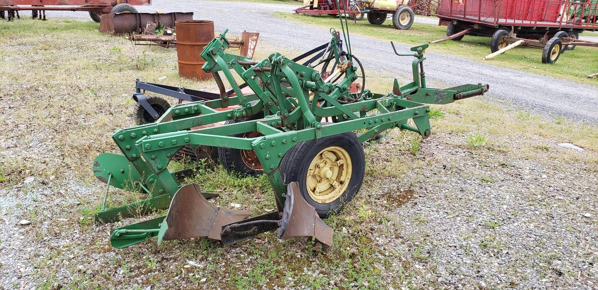 JD 2x 2 way Pull Plow