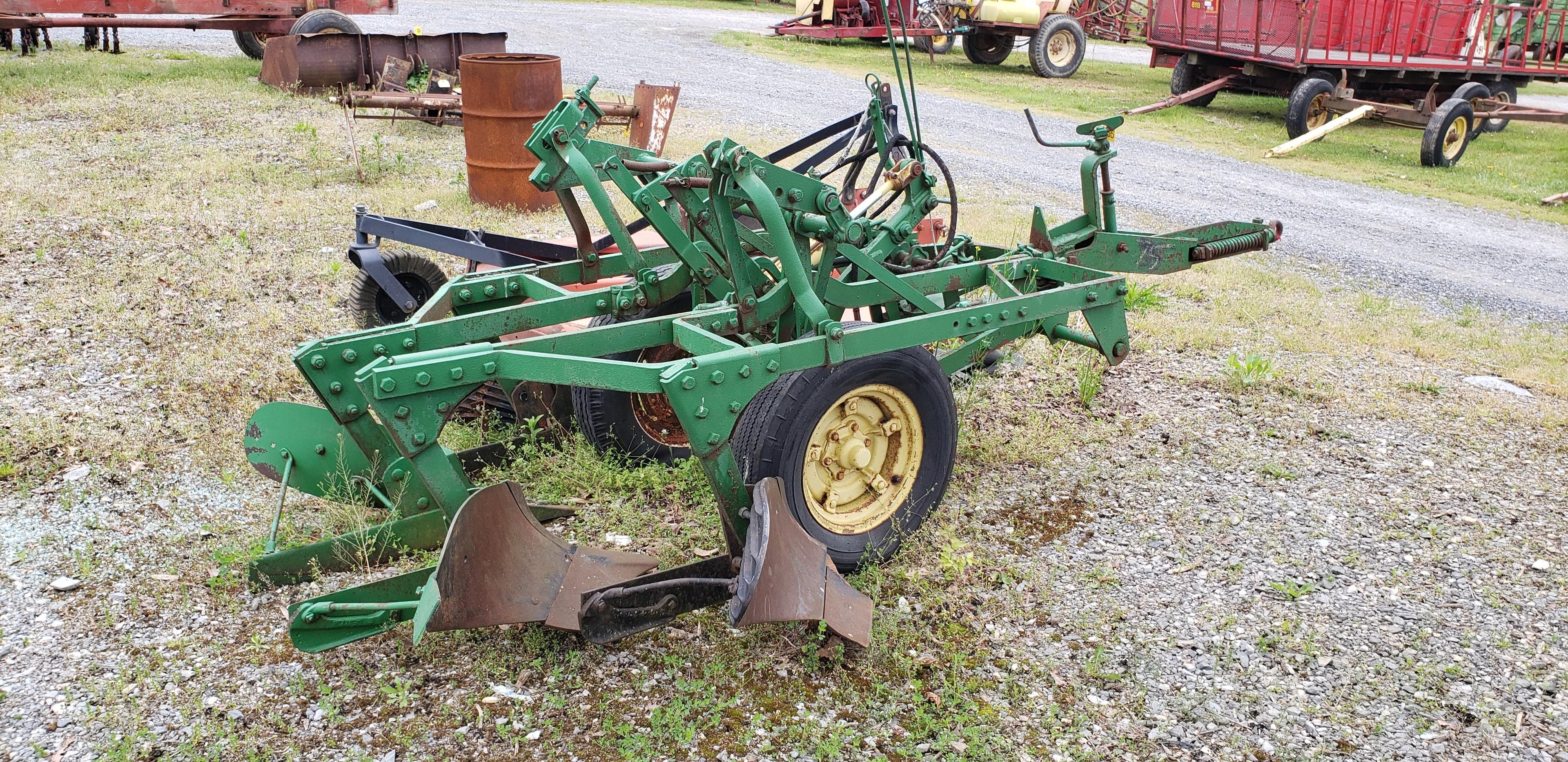 JD 2x 2 way Pull Plow