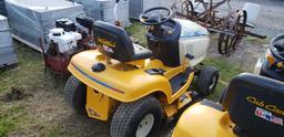 CC HDS 2135 Riding Mower