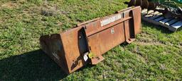 Bobcat Universal Quick Attach bucket