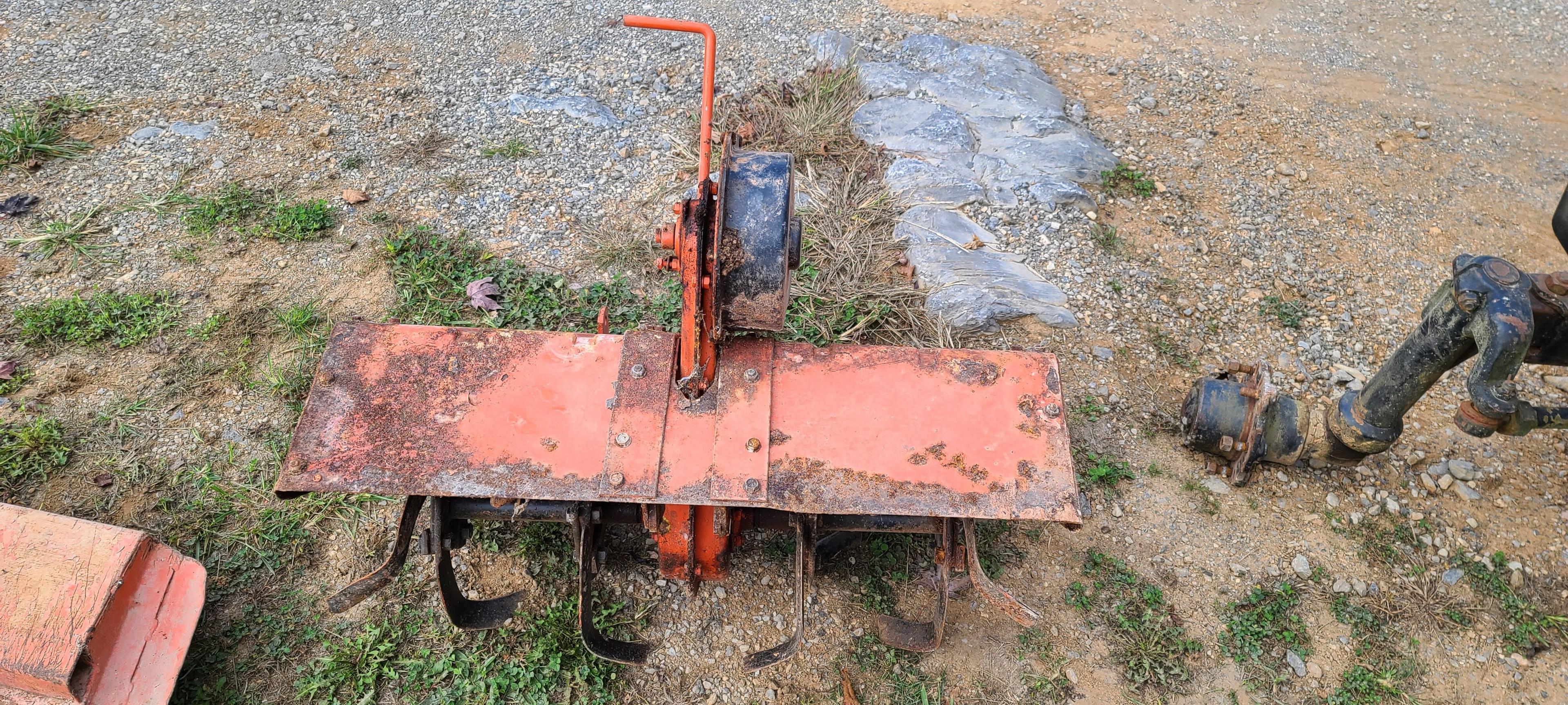 Allis Chalmers 616 Tractor W/Attachments