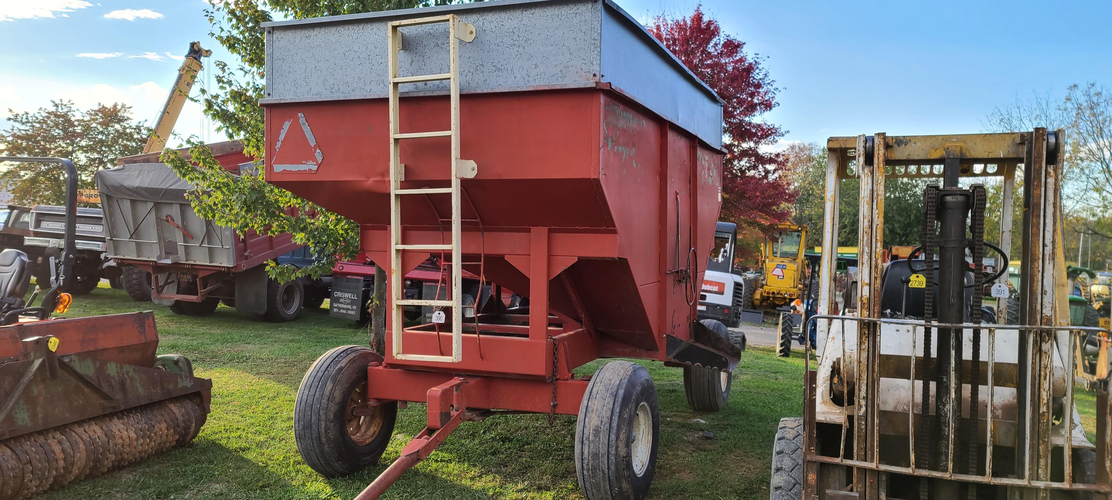 12' Dakon Gravity Wagon
