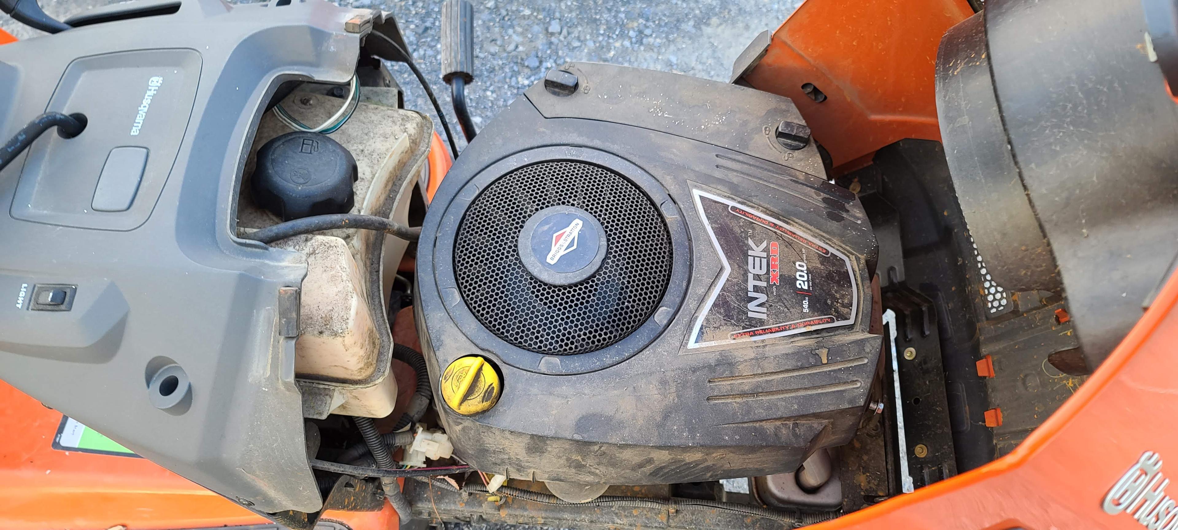 Simplicity LTH2038 Riding Mower (RUNS)