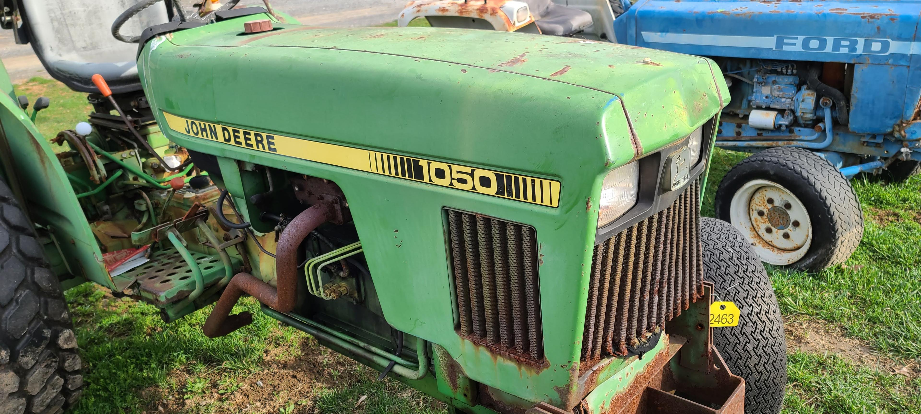 John Deere 1050 Tractor (RUNS)
