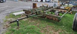 John Deere Cultimulcher (LOCAL FARMER)
