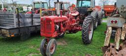Farmall 200 Tractor (RUNS)