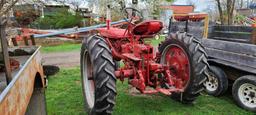 Farmall 200 Tractor (RUNS)