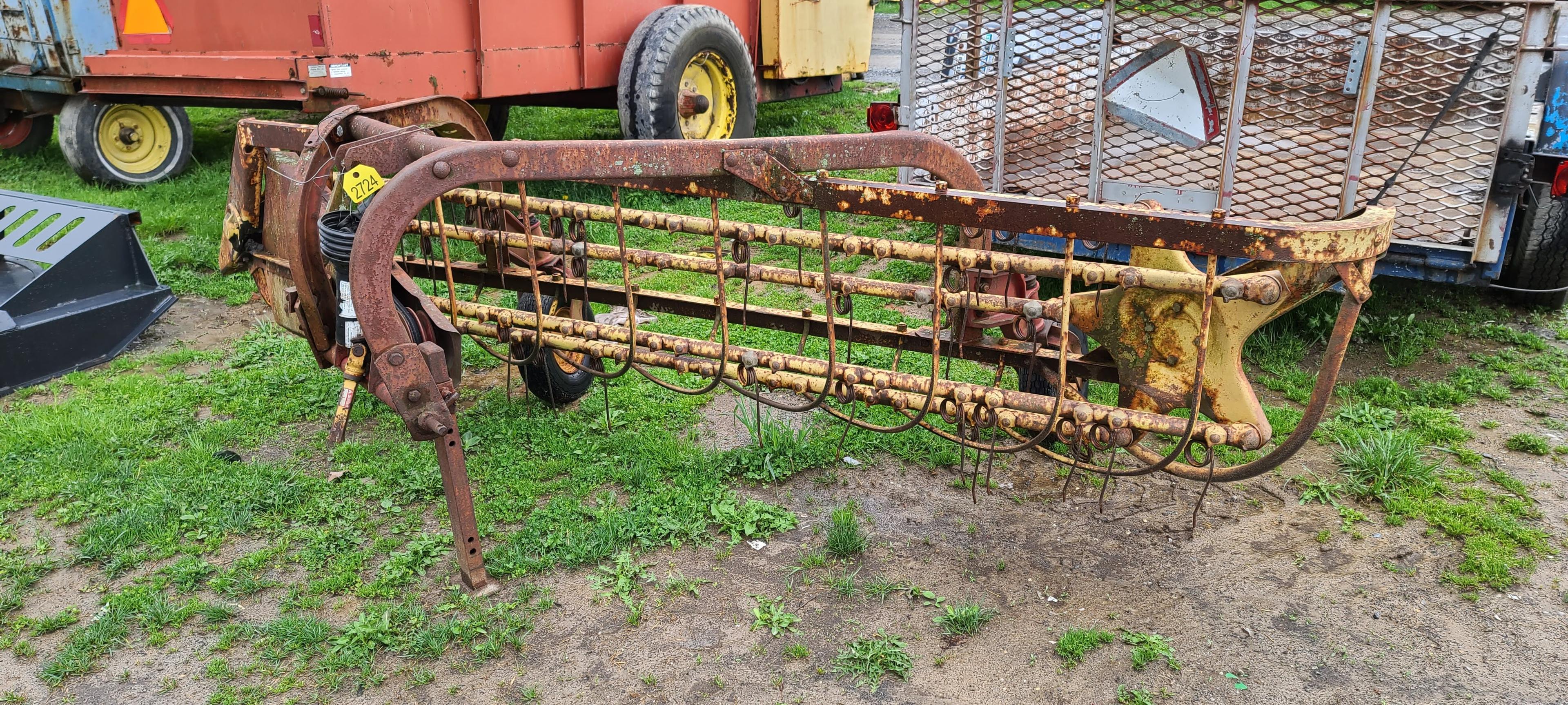 New Holland 57 3pt. Rake