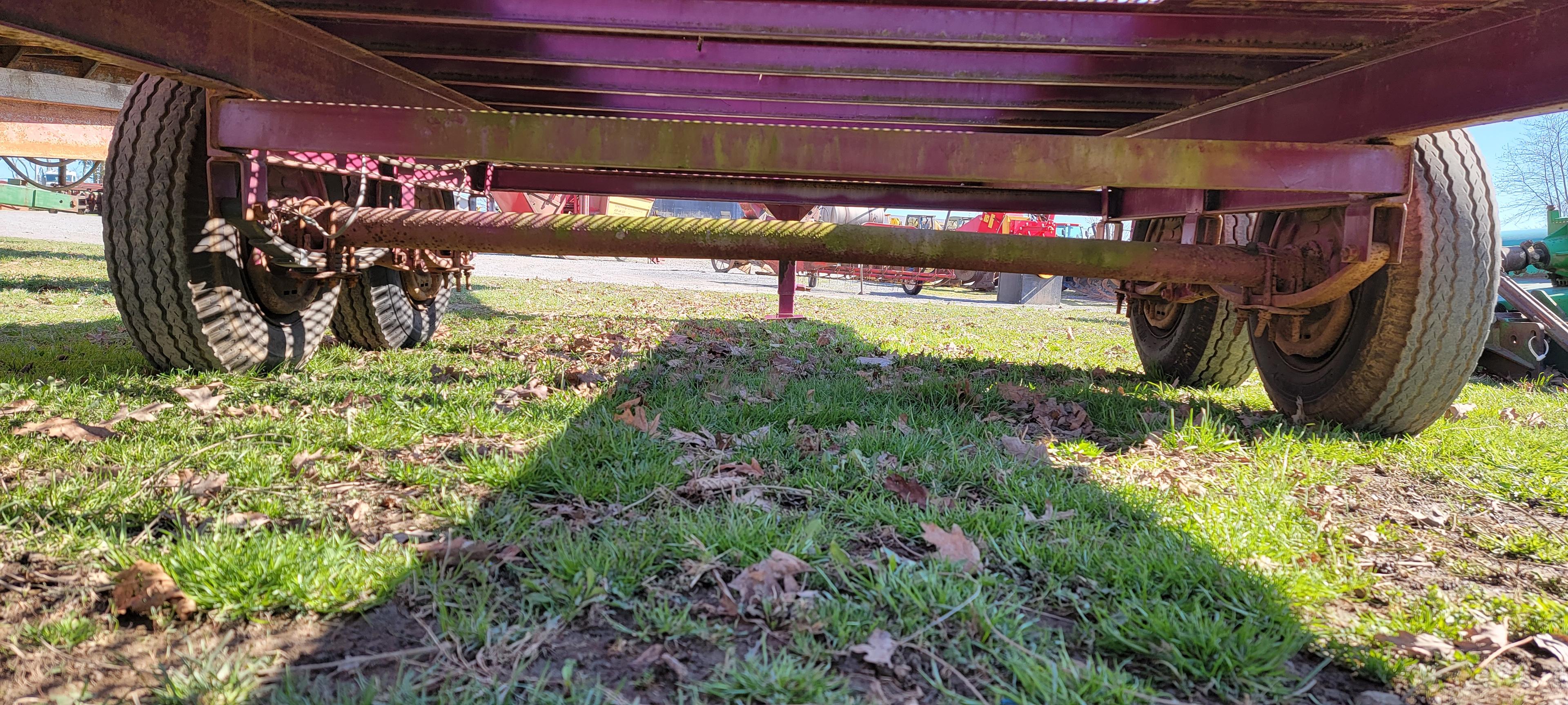 1980 2 Axle Gooseneck Trailer (TITLE)