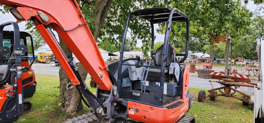 2013 Kubota KX040-4 (RIDE AND DRIVE)