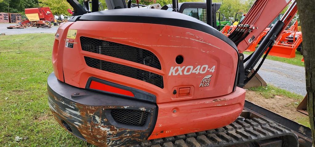 2013 Kubota KX040-4 (RIDE AND DRIVE)