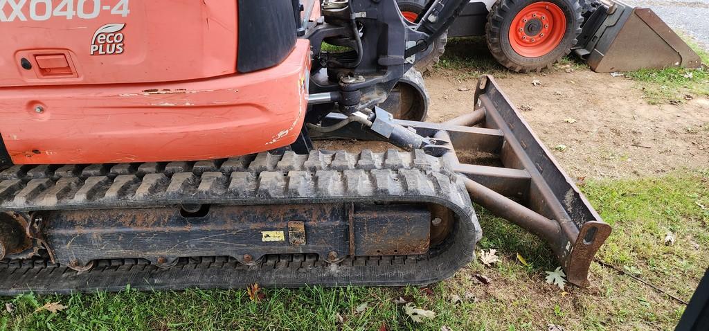 2013 Kubota KX040-4 (RIDE AND DRIVE)