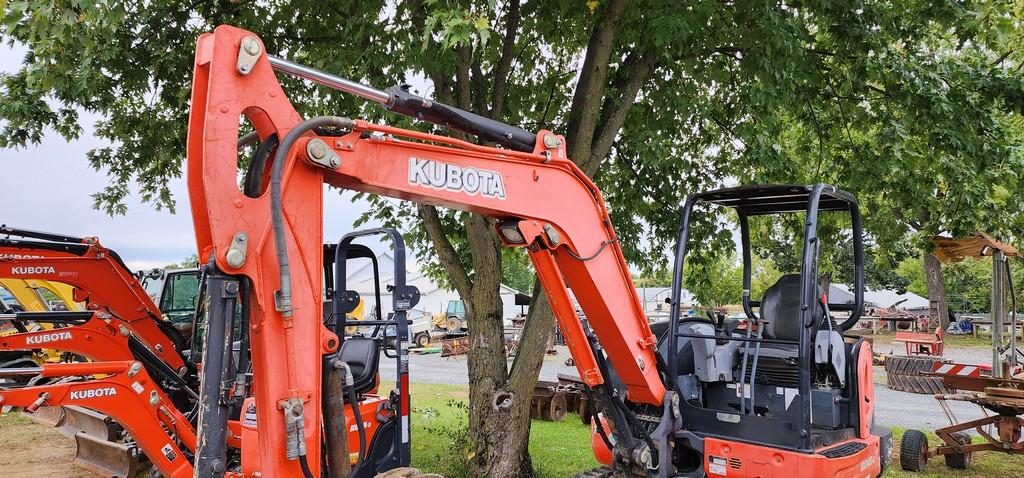 2013 Kubota KX040-4 (RIDE AND DRIVE)