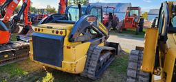2016 New Holland C238 Skidloader (RIDE AND DRIVE)