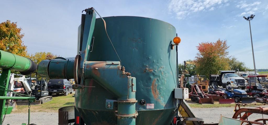 Arts-Way 450 Grinder Mixer