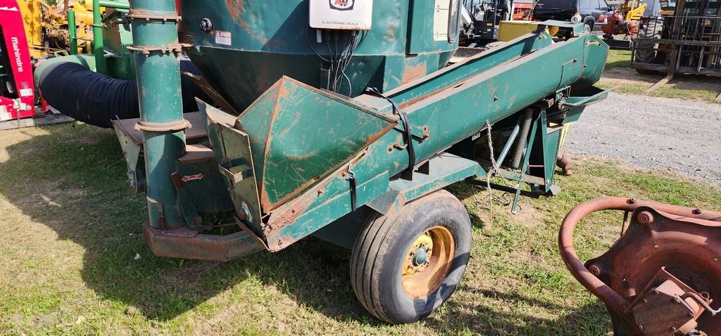 Arts-Way 450 Grinder Mixer