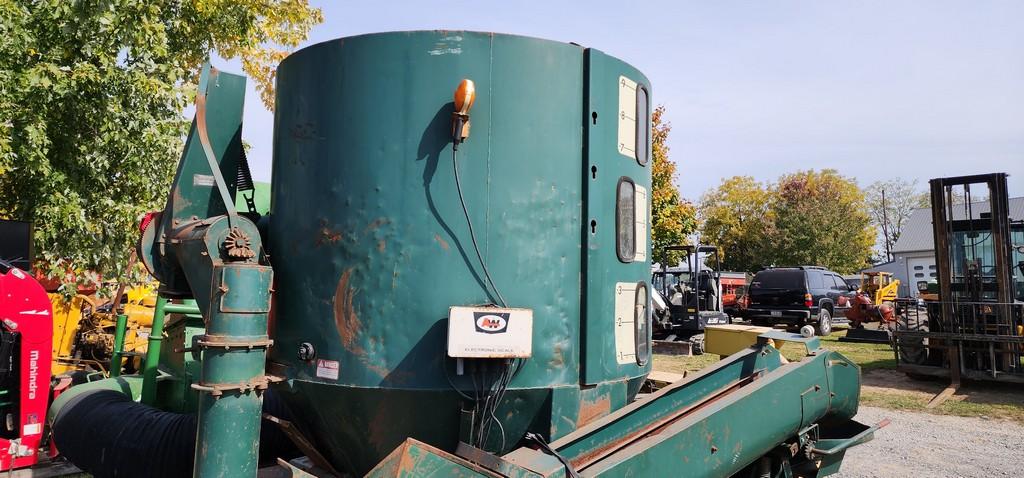 Arts-Way 450 Grinder Mixer
