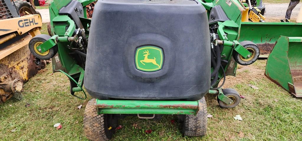 John Deere 1600 Wing Finish Mower (RUNS)(AS IS)