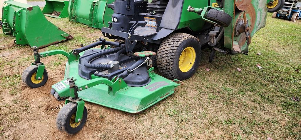 John Deere 1600 Wing Finish Mower (RUNS)(AS IS)
