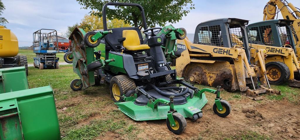 John Deere 1600 Wing Finish Mower (RUNS)(AS IS)