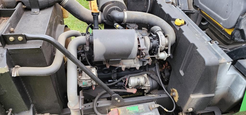 John Deere 1600 Wing Finish Mower (RUNS)(AS IS)