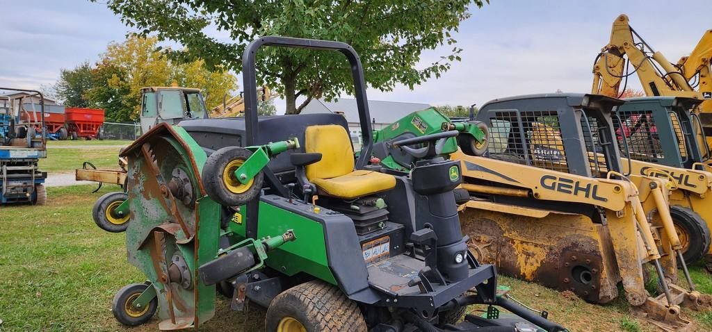 John Deere 1600 Wing Finish Mower (RUNS)(AS IS)