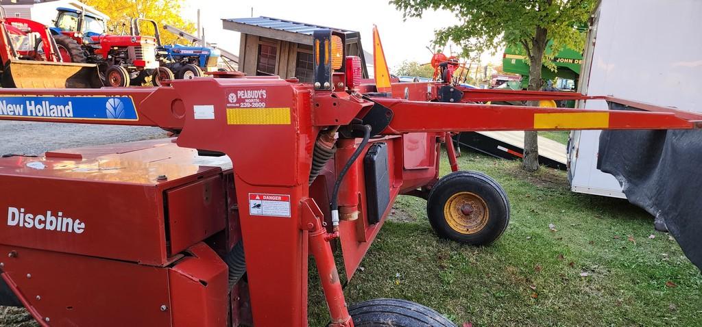 New Holland H7330 Discbine