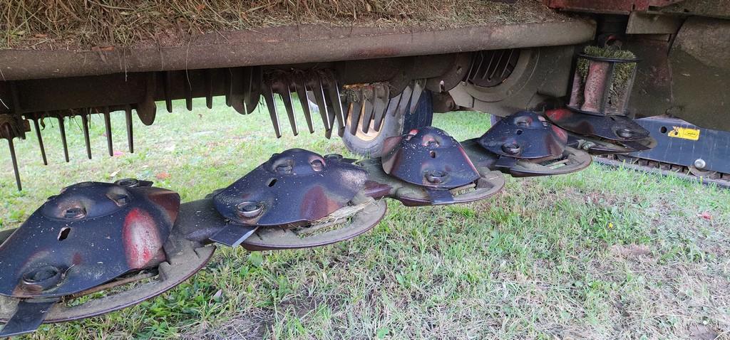 New Holland H7330 Discbine