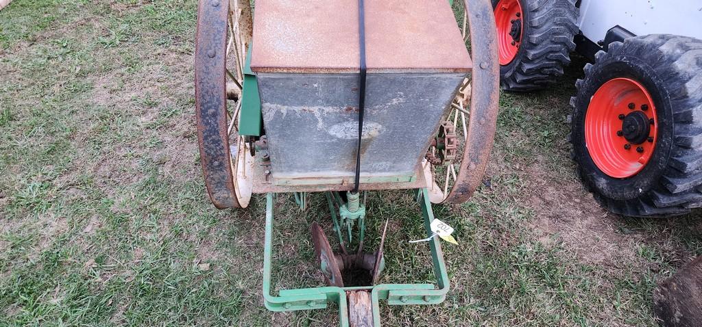 John Deere 1 Row Potato Planter