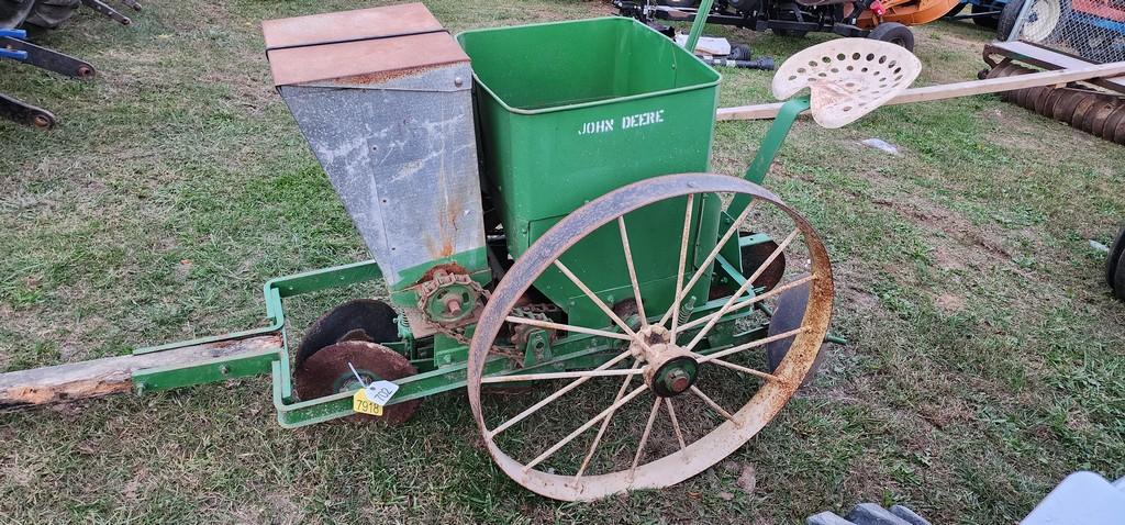 John Deere 1 Row Potato Planter