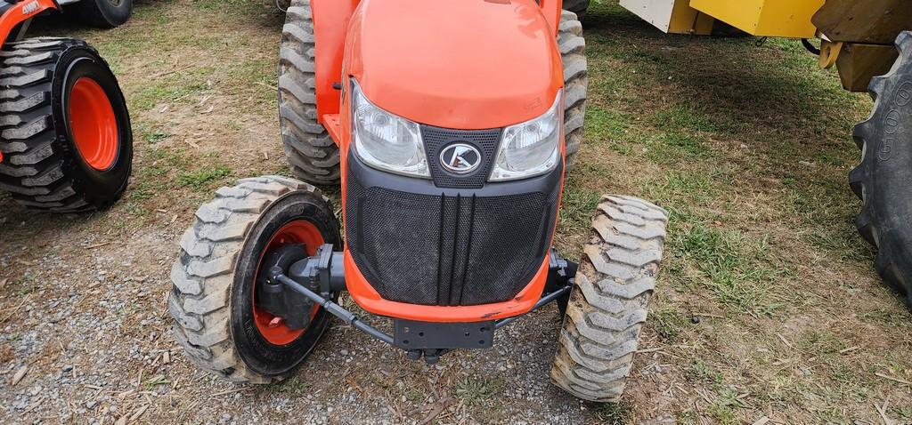 Kubota L3901 Compact Tractor (RUNS)(NO FACTORY WARRENTY)