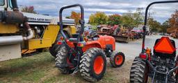 Kubota L3901 Compact Tractor (RUNS)(NO FACTORY WARRENTY)