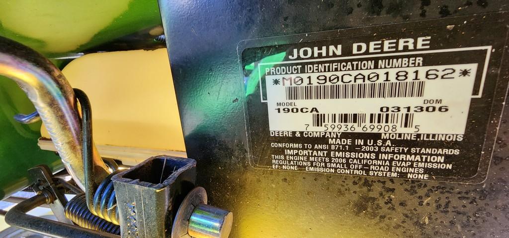 John Deere 190C Riding Mower (RUNS)(DEALER TRADE IN)