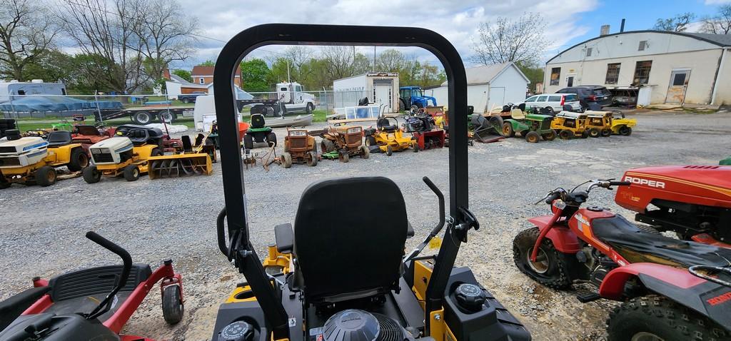 2021Hustler Fastrax SDX Zero turn Mower (RUNS)(DEALER TRADE IN)